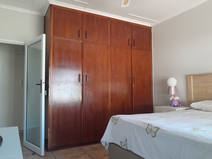 4 Bedroom Property for Sale in Balmoral Eastern Cape